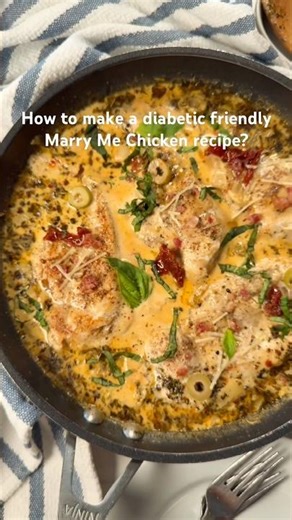 ✨Creamy Dreamy Low Carb Marry Me Chicken recipe 👇 #diabeticfriendly #lowcarb #chickendinner #recipe