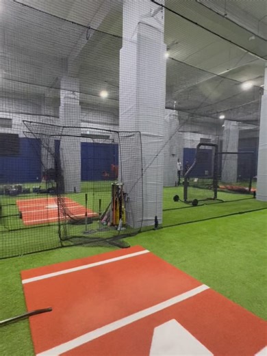 真砂 寧々/ Nene Masago on Instagram: "新たな挑戦. ⁡ SPONOBAで、新しいスタートを切りました。 誰もが「学び、挑戦し、楽しみ」続けられる環境をつくりたい。 「できた」「楽しい」を、もっと増やしたい。 スポーツを通して、人生を豊かにしたい。 私はこれから、女子野球プレーヤーとして、 野球の魅力をさらに追求しながら、 SPONOBAのトレーナーとして、 ひとりひとりの身体の特性や感覚に寄り添い、 女子野球選手が気軽に通える場所、 子どもから大人まで、 誰もが安心して身体を動かせる環境を目指します。 ここから、次のステージへ。 気軽にDMお待ちしております📩 ⁡ A new challenge. I’ve started a new journey with SPONOBA. As a women’s baseball player and a trainer, I want to create more moments of “I did it” and “This is fun.” I aim to create a place wh