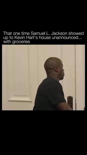 🧐 Samuel L. Jackson is one of the most iconic and versatile actors in Hollywood, known for his powerful presence on screen and his memorable roles in both blockbusters and indie films. Born on December 21, 1948, in Washington, D.C., Jackson had an early passion for acting, which led him to study drama at Morehouse College. After graduating, he moved to New York City to pursue his career in theater, eventually transitioning into film and television. His breakout role came in 1991 with *Jungle Fe