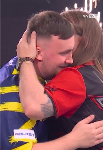 Luke Littler pins tops to reach World Darts Championship finals once more! #darts #littler #lukelittler