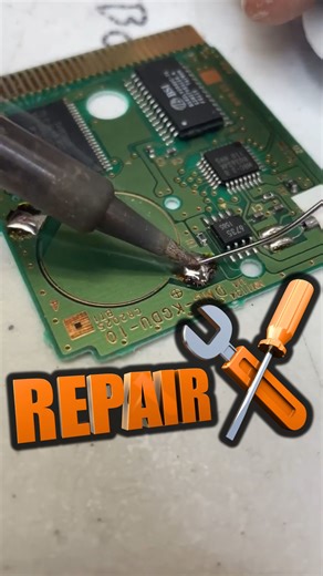 257K views · 3K reactions | Watch how we make sure you're able to save your Pokemon games✅ . . #repairs #retrogaming #batteryreplacement #gameboy #pokemon | DKOldies.com | Facebook