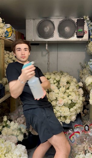 POV: The party’s over… but the ✨Angela Marie Events✨ team clocked in for the two night after-after party 💃🚚 Both rehersal dinner and reception require late night unloading. Guests went home. The candles burned out. The bride and groom are married. And we’re in the parking lot unloading U-Hauls like it’s a Beyoncé tour rehearsal. If you see us dancing at the warehouse at 3 a.m., just know — the decor may be packed up, but the vibes are still very much in inventory. 🪩✨Work hard. Play harder. Da