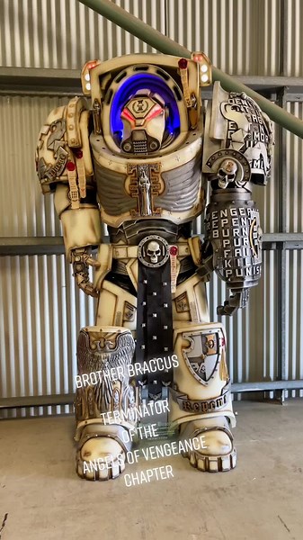 Life-Size Warhammer 40K Terminator Cosplay