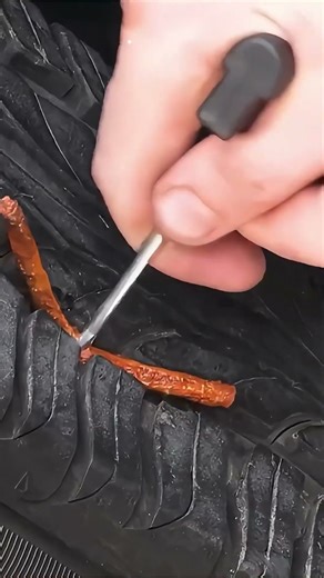 Tire Repair Kit Usage for Tubeless Vehicle Tires#tirerepair #workshopequipment #mechanic