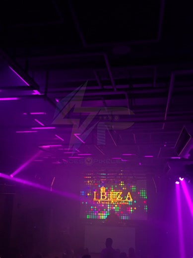 Transformación Épica: Proyecto LED Pixel para Fiestas