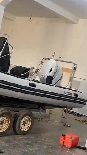 Suzuki Inflatable Boat Trailer Setup and Features