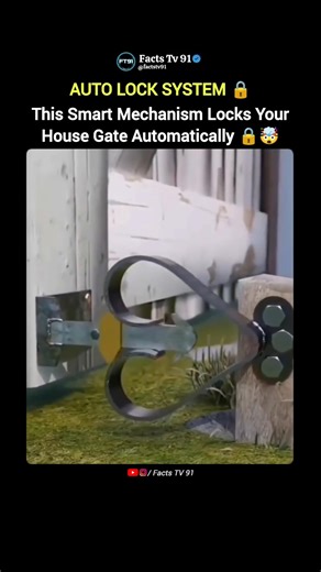 This Smart Gate Lock Works Automatically
