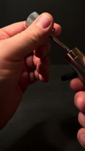 1/4 Trailer coupler pin lock opened with bobby pins 😬 #security #trailer #lockpicking