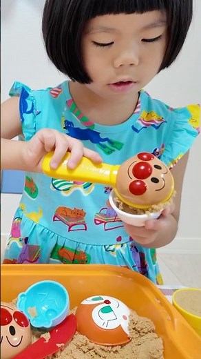[Anpanman] Sand play challenge! Let's play in the sandbox anywhere! #Anpanman #toys #sandbox play...