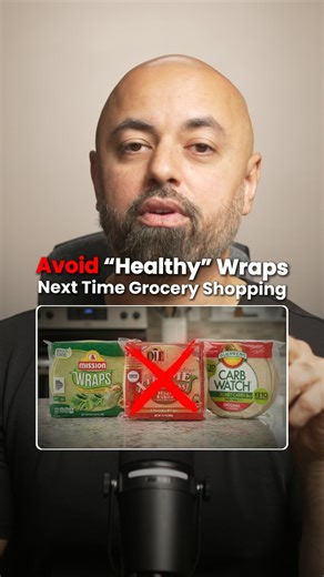 Here’s why you need to stop buying all these “healthy” wraps from the grocery store. I see so many people trying to ditch bread and switch to wraps, thinking it’s the healthier choice. They are marketed as high protein, low carb. You have spinach wraps, sweet potato wraps… It all sounds healthy, right? But these wraps are some of the most processed foods in the entire supermarket. Most of them have over 20 ingredients and at least 8 different additives, including preservatives, emulsifiers, and 