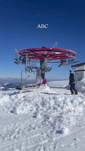 Sierra Nevada: Cerrada por mal tiempo y heladas