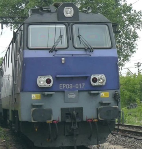 dla nie kumatych po 1 Ta ep09 zostala zezlomowana po 2 te denaturat ladne jest #CapCut