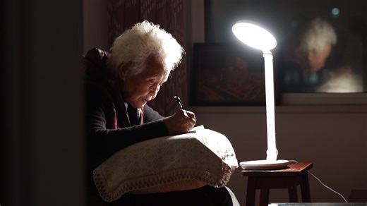 "I'm not afraid of starting late; I'm afraid of a life too short," said Jiang Shumei, an 87-year-old Chinese grandma, who, after conquering illiteracy at the age of 60, has now written over 600,000 words and published 6 books. #GLOBALink | China Xinhua News