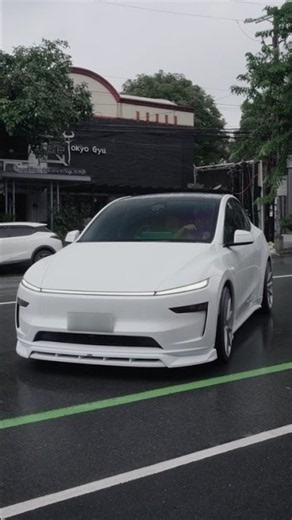 Tesla Model Y by #ImportHookup ⚡️ #CuzStockIsBoring #ModifyTastefully