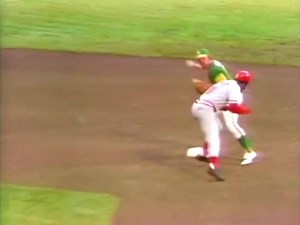 A loss of 4 yards on the play! And probably some knee cartilage too! | Greatest Show on Dirt