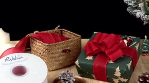 Ribbli Red Burlap Wired Ribbon,1-1/2 Inch x 10 Yard,Wired Edge Ribbon for Big Bow,Wreath,Tree Decoration,Outdoor Decoration