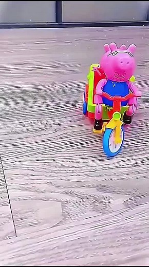 Peppa Pig Toy Tricycle and Trailer Playtime Adventure