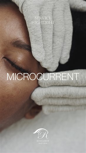 𝘚𝘦𝘳𝘷𝘪𝘤𝘦 𝘏𝘪𝘨𝘩𝘭𝘪𝘨𝘩𝘵: 𝘔𝘪𝘤𝘳𝘰𝘤𝘶𝘳𝘳𝘦𝘯𝘵⚡️ Microcurrent therapy uses very low levels of electrical current to stimulate the skin and its muscles. 💆🏻‍♀️ Benefits include: ✅ stimulates collagen & elastin ✅ lifting and tightening of facial muscles ✅ increased circulation ✅ reduced puffiness & inflammation ✅ relieved muscle tension Interested in how Microcurrent Therapy may benefit your skin? Book a consult today via Vagaro and experience it! 🏷️ #ronnaskin #esthetics #esthetici
