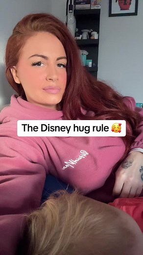 The Disney hug rule! ❤️ #disney #disneyland #disneyworld #disneyfan #fyp #hug #love #disneykids #disneylover