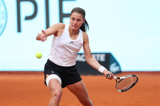 Qui est la sensation Maja Chwalinska, passée des qualifications aux demi-finales de Roland-Garros ?