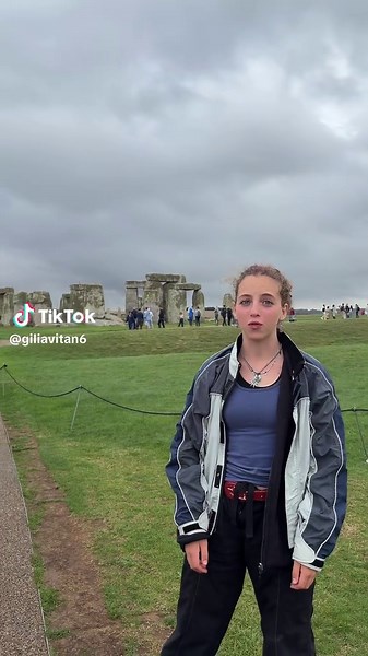 Stonehenge visit — Cunk On Earth clip
