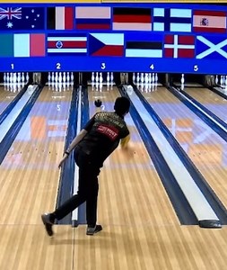 The back-up is an effective tool to convert wash-outs & splits because the ball is moving toward pins after making contact with more forward pins or the contact direction is more likely to have a better deflection range toward the back pins. When it is shot the othered way, the tangent deflection has less margin to deflect toward more back pins Here Blake Walsh 🇦🇺 converts the 1-2-4-6-10 at the IBF World Youth Cup currently being contested in 🇸🇪. Walsh was a National Collegiate Bowling Coach