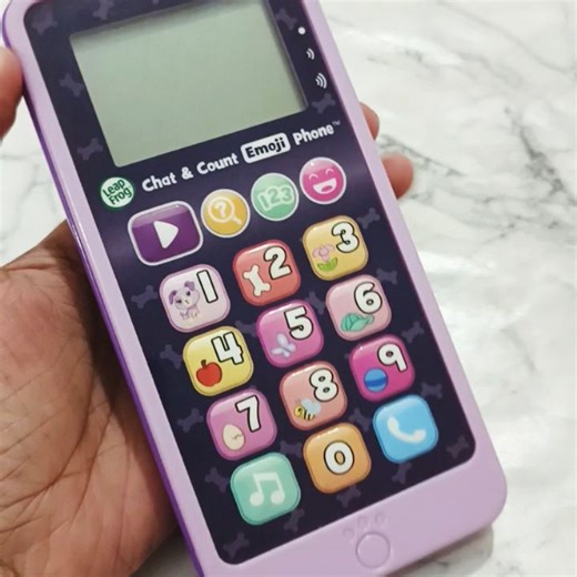PreLovedToySpot on Instagram: "SOLD Leap Frog - Chat and Count Smart Phone • Have playful conversations with Scout and receive pretend phone calls and voicemail messages with this role-play smartphone built • Explore and count numbers 0-10 with exciting animations by pressing the light-up number buttons • Watch cute videos featuring Scout by pressing the video button and add Emoji with sound effects just like popular social media sites • Listen to two songs about counting and phone manners or a 