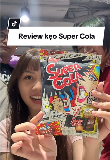 Trải nghiệm kẹo siêu chua Super Cola từ Nhật
