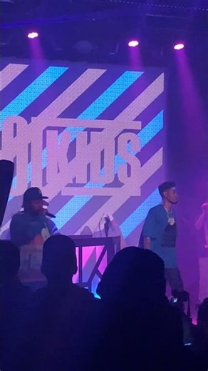 The Cool Kids Performing “Black Mags” Live in Detroit! Hi Top Fade Tour. Hip Hop Music!