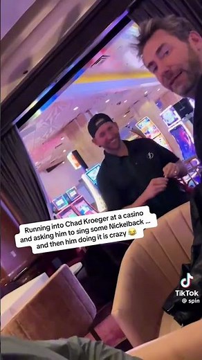 the lead singer from Nickelback Chad Kroeger sing Rockstar