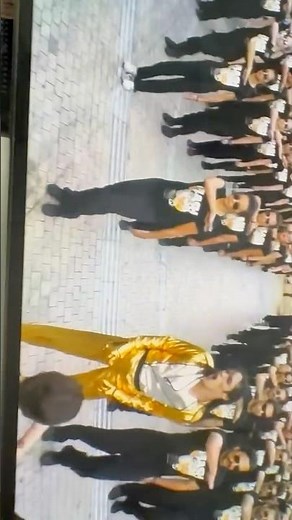 You Won't Believe This Epic Dance Flash Mob!