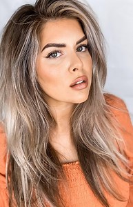 3.2M views · 10K reactions | Everyday makeup look using 1 palette, 1...