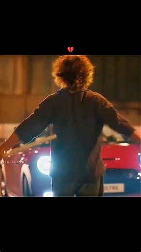 Zdx Bou on Instagram‎: "موجودی را در ساحل کشف کرد که محلی‌ها آن را «ماهی زامبی» نامیدند. جالب اینجاست که این ماهی کاملا فاقد اندام‌های داخلی است، اما همچنان حرکت می‌کند و حتی شنا می‌کند، که سوال واقعی و منطقی را به وجود می‌آورد: چگونه چنین چیزی ممکن است؟ زیست‌شناسان می‌گویند احتمالا درون این ماهی انگل‌هایی وجود دارد که قادرند حرکات آن را حتی پس از مرگ کنترل کنند. اما این پدیده به ندرت در حشرات دیده می‌شود و در ماهی‌ها برای اولین بار است. و اگر این گونه‌ای ناشناخته برای علم باشد که می‌تواند بد