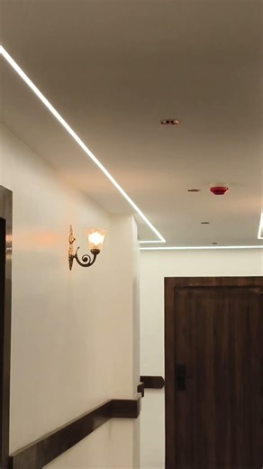 Profile Ceiling Light