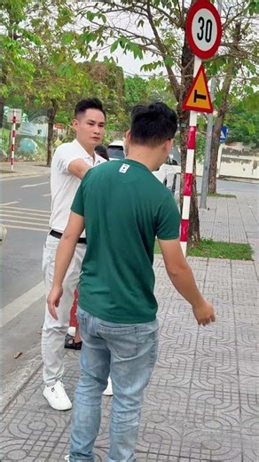 One Act of Arrogance… One Moment of Humanity #kindnessmatters #justiceserved #actofkindness