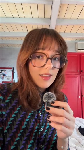 Bavardage (Anna) on Instagram: "« Ça forge la personne », qu’ils disaient. Et si, finalement, on avait pas besoin d’un service militaire mais juste de plus de colonies de vacances accessibles ? Ma Frère, actuellement au cinéma, raconte ce que les colos ont toujours été : un lieu social, d’apprentissage, de premières fois, pour les enfants comme pour les adultes. Un film tendre et politique, qui parle de protection de l’enfance, de transmission, de vivre-ensemble… et de ces moments d’été qui chan