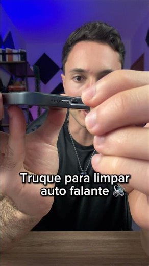 Trick to clean your cell phone speakers #tips #cellphone #tricks #cellphonetips #technology