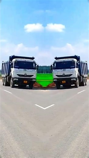 Truck Signa showdown 💕🔥 wild drift action 🥵😍 power trucks 🤩⚡ viral now. #fortntie #youtubegamer