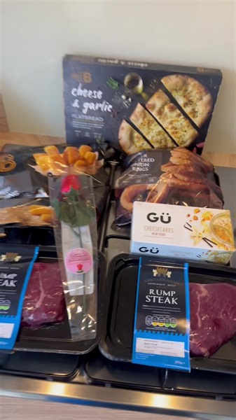 The best Valentine’s Day meal deal and it’s a bargain #food #foodie #foodreview #steak | Right Guys Reviews