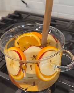 This house must feel like a warm autumn hug 🍁❤️ | Lessons Learned In Life