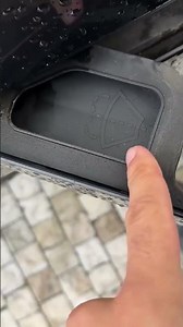 Tary neví kde se otevírá kapota🔍