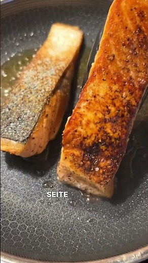 THAI CURRY SALMON WITH TURMERIC-LIME RICE