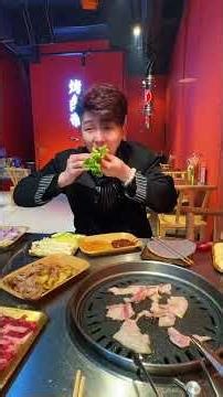 LIVE: Pretending to Be a Blogger with 1M+ Followers at a BBQ - Real Life Reel