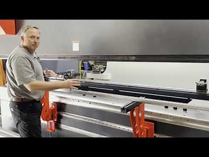 How Press Brake Crowning Works - Wave Crowning | RMT-Revolution Machine Tools | www.PRESSBRAKE.com