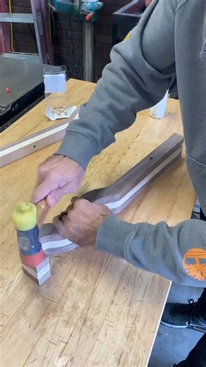 Making FLAG 🇺🇸charcuterie board and since I can’t squeeze in 50 stars, I decided to one large star handle 🇺🇸 #woodworking #templates #charcuterie | Designs by Donnie