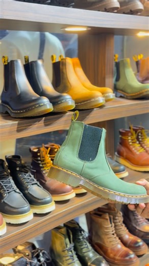 eso online shopping manohara on Instagram: "eSo Online shopping, Manohara.... Experience unbeatable comfort and durability with our premium quality. ✅ Store visit service available. ✅ delivery all over Nepal terms & conditions applied. ✅ Esewa & Mobile Banking payment accepted. 🔸We deal on original & premium quality only. for more details ☎️Ph or WhatsApp : 9810146424, #kathmandu #Nepal #shoes #footwear"