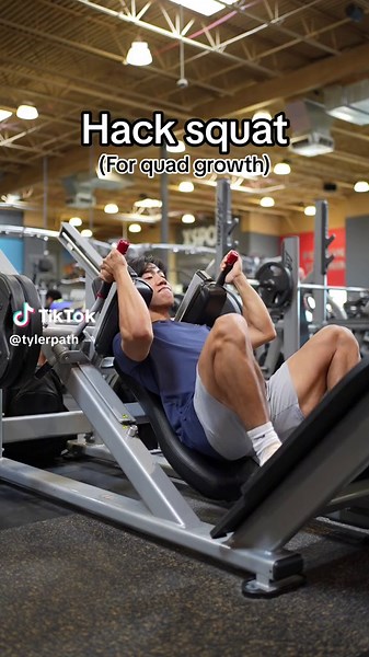 Best Machine Squat for Quads: Hack vs Pendulum Squat Comparison