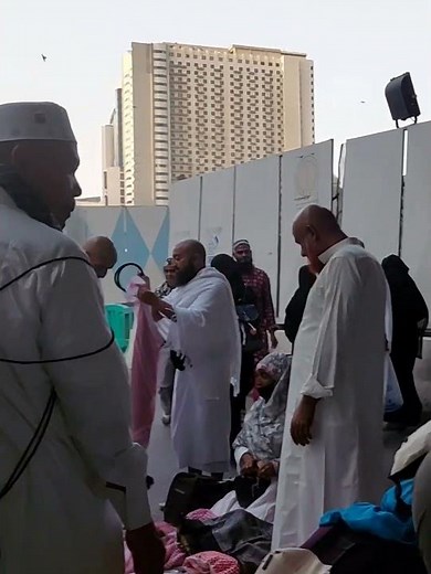 6 November BANYAK PEDAGANG KAKI LIMA DI DEPAN MASJIDIL HARAM #MAKKAH #MADINAH #VIDEO #VIRAL #shots