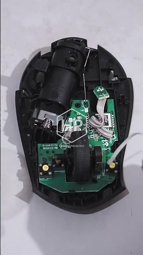 Memperbaiki mouse Logitech M331