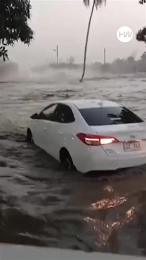 Main Pipeline Bursts at Dhabeji Pumping Station Karachi | Breaking News #Karachi #Dhabeji #PumpingStation #PipelineBurst #WaterCrisis #KWSB #CivicIssue #BreakingNews #KarachiNews #PublicUtility #hamariweb